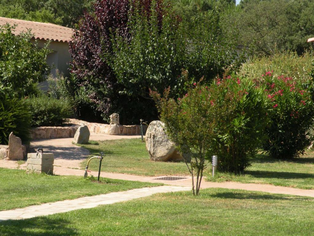 Готель Les Jardins De Santa Giulia Порто-Веккіо Екстер'єр фото