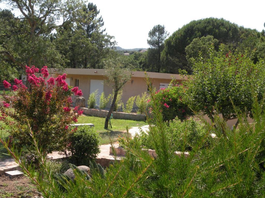 Готель Les Jardins De Santa Giulia Порто-Веккіо Екстер'єр фото