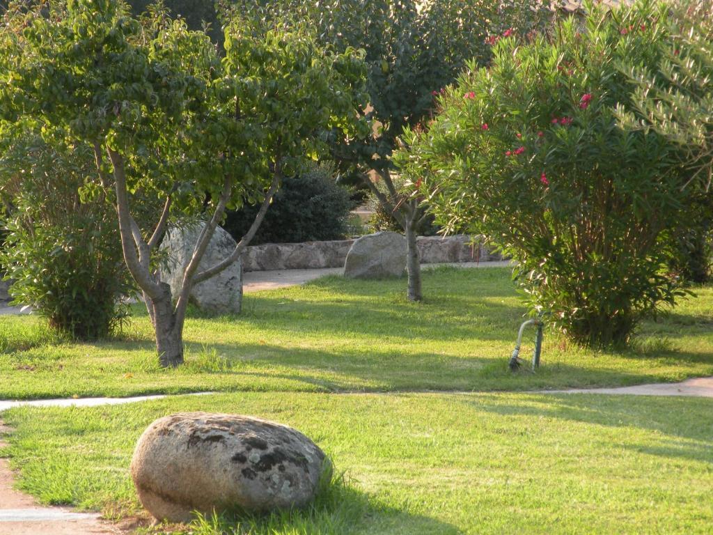 Готель Les Jardins De Santa Giulia Порто-Веккіо Екстер'єр фото